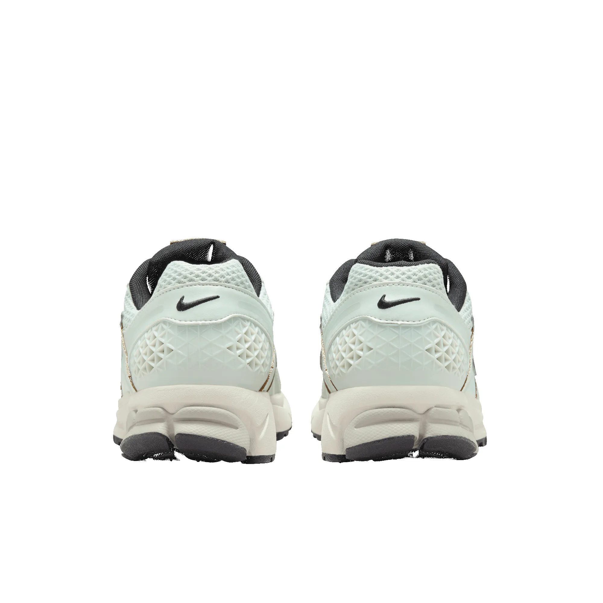 WMNS ZOOM VOMERO 5 - LIGHT SILVER / CHROME sold by Lapstone & Hammer product image thumbnail 4