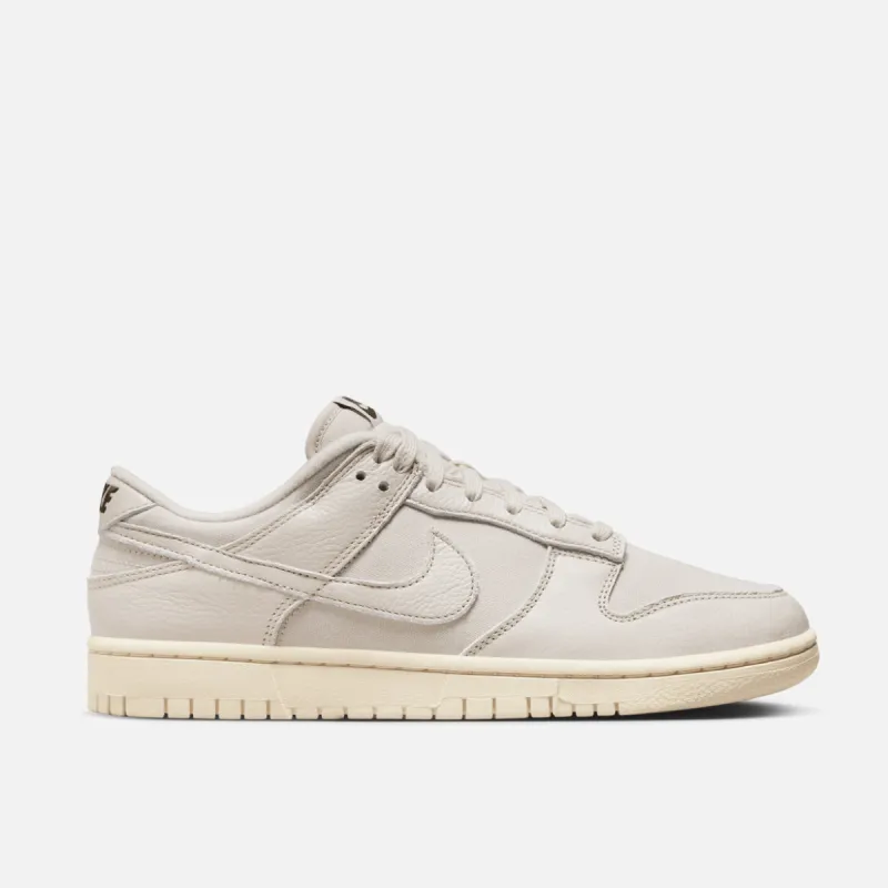 DUNK LOW RETRO PRM "LIGHT OREWOOD BROWN" sold by Lapstone & Hammer