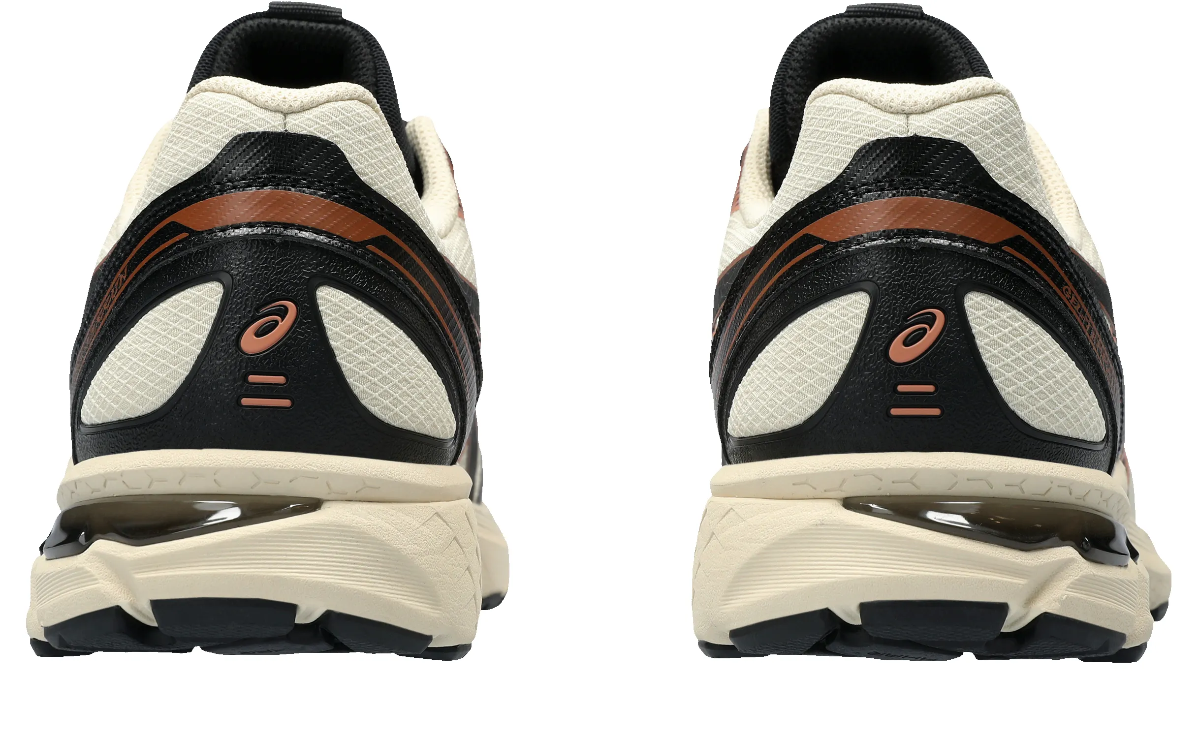 GEL-TERRAIN - VANILLA / BLACK sold by Lapstone & Hammer product image thumbnail 5