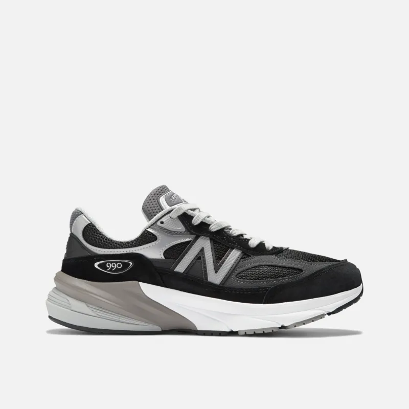 WMNS MADE IN USA 990V6 - BLACK / WHITE made by New Balance