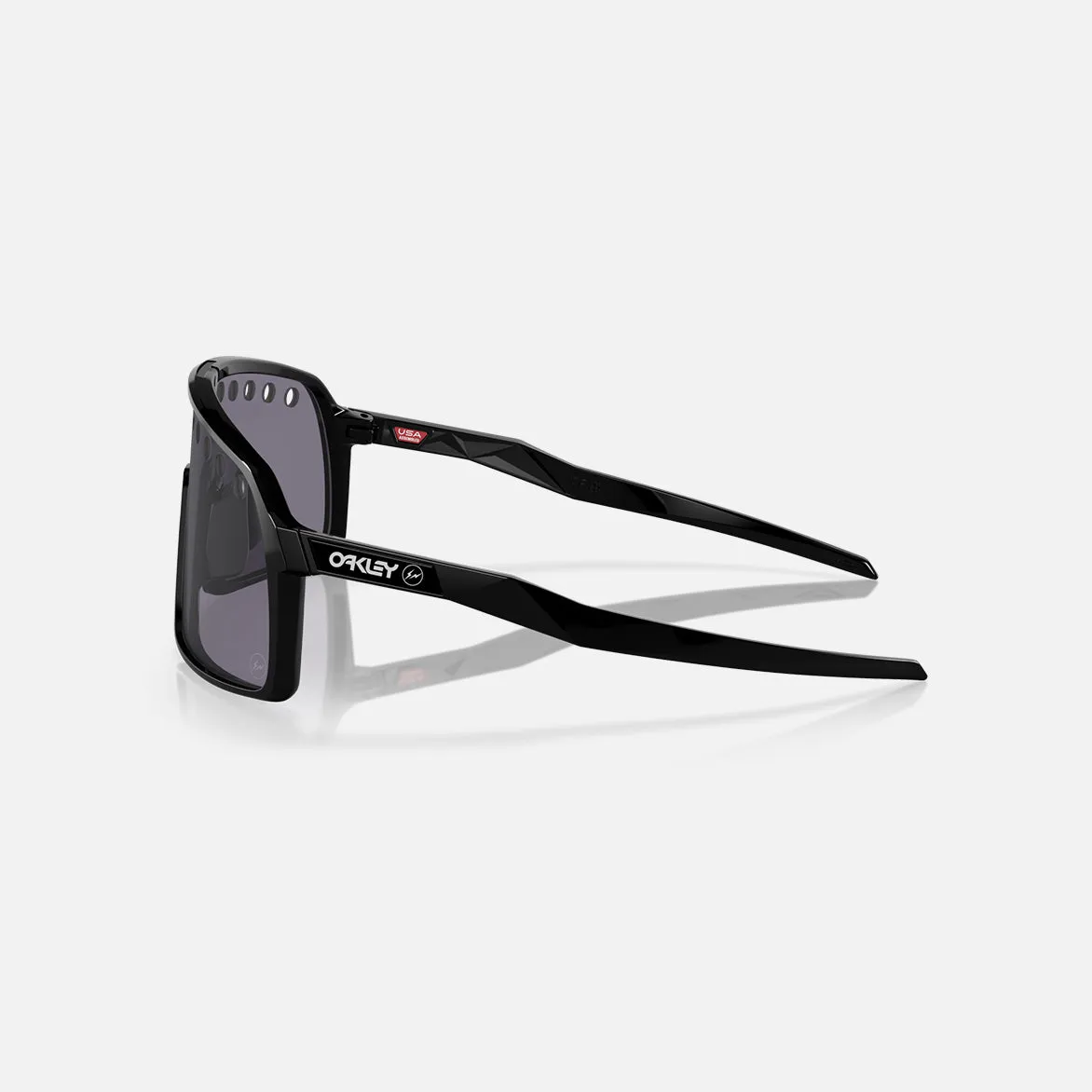 OAKLEY × FRAGMENT SUTRO 限定アイテム Oakley X FRAGMENT - Sutro Lite Sweep (Vented) Prizm Grey