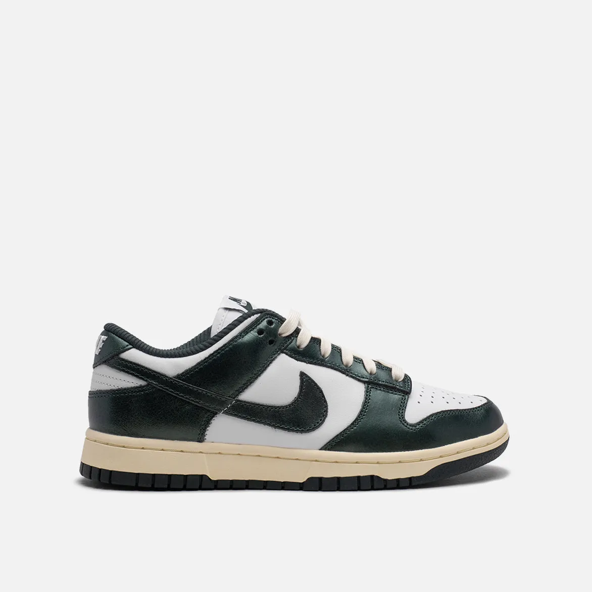 WMNS DUNK LOW "VINTAGE GREEN" sold by Lapstone & Hammer