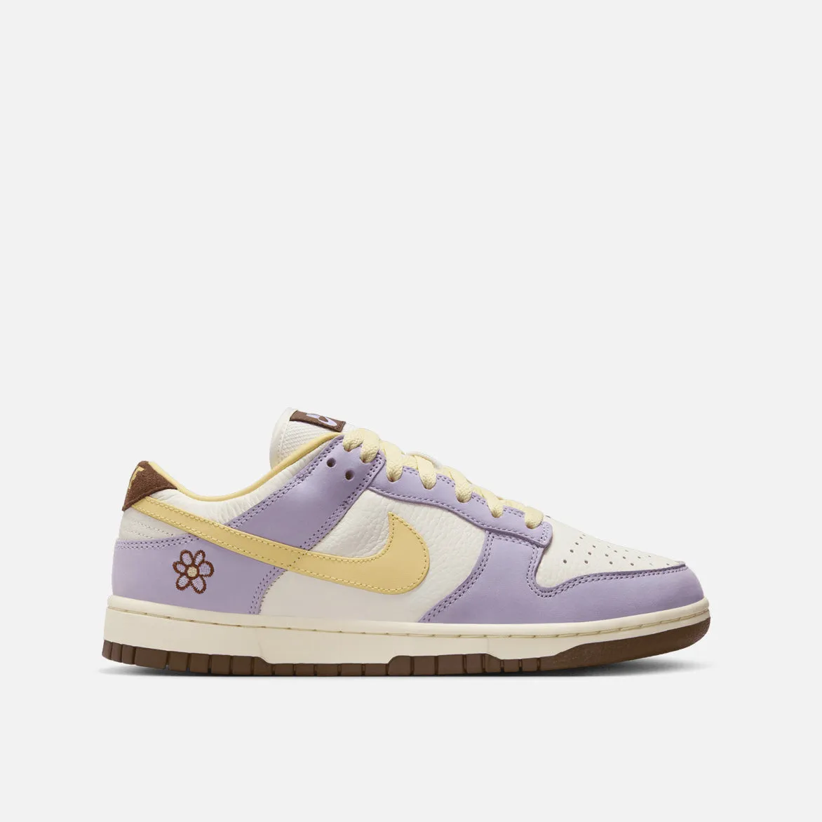 WMNS DUNK LOW PRM "LILAC BLOOM" sold by Lapstone & Hammer
