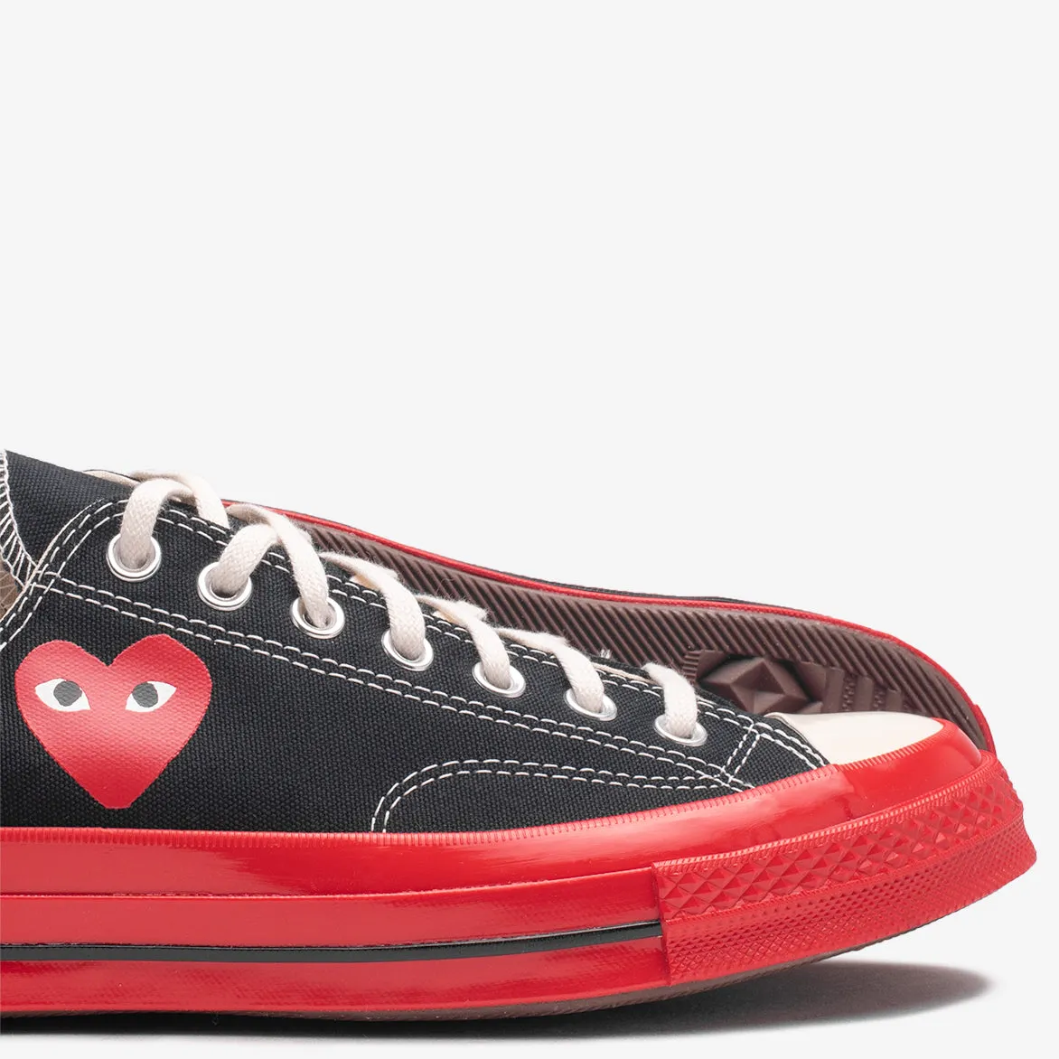CDG PLAY X CONVERSE CHUCK 70 OX - BLACK / RED sold by Lapstone & Hammer product image thumbnail 4