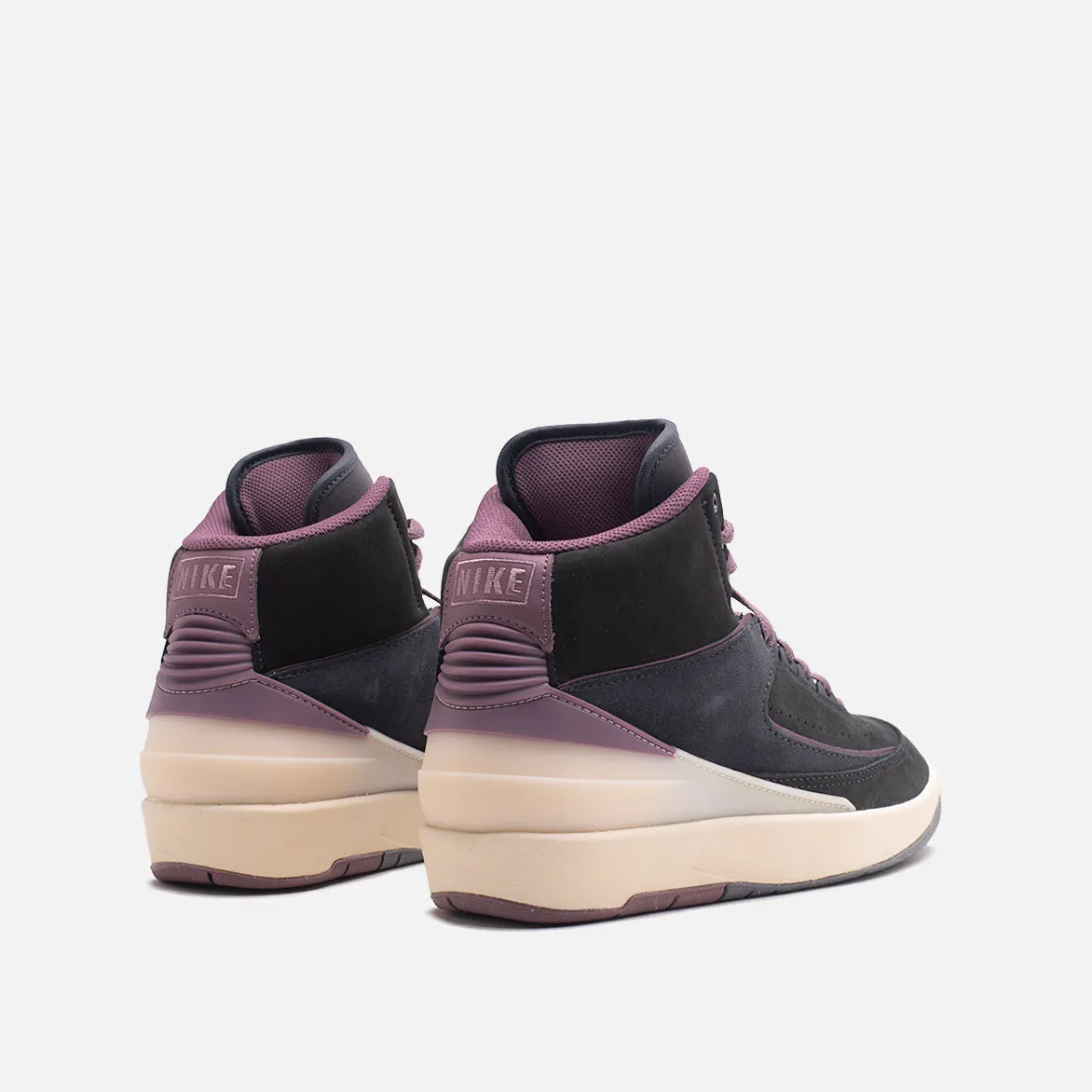 WMNS AIR JORDAN 2 RETRO "OFF NOIR / MAUVE" sold by Lapstone & Hammer product image thumbnail 3