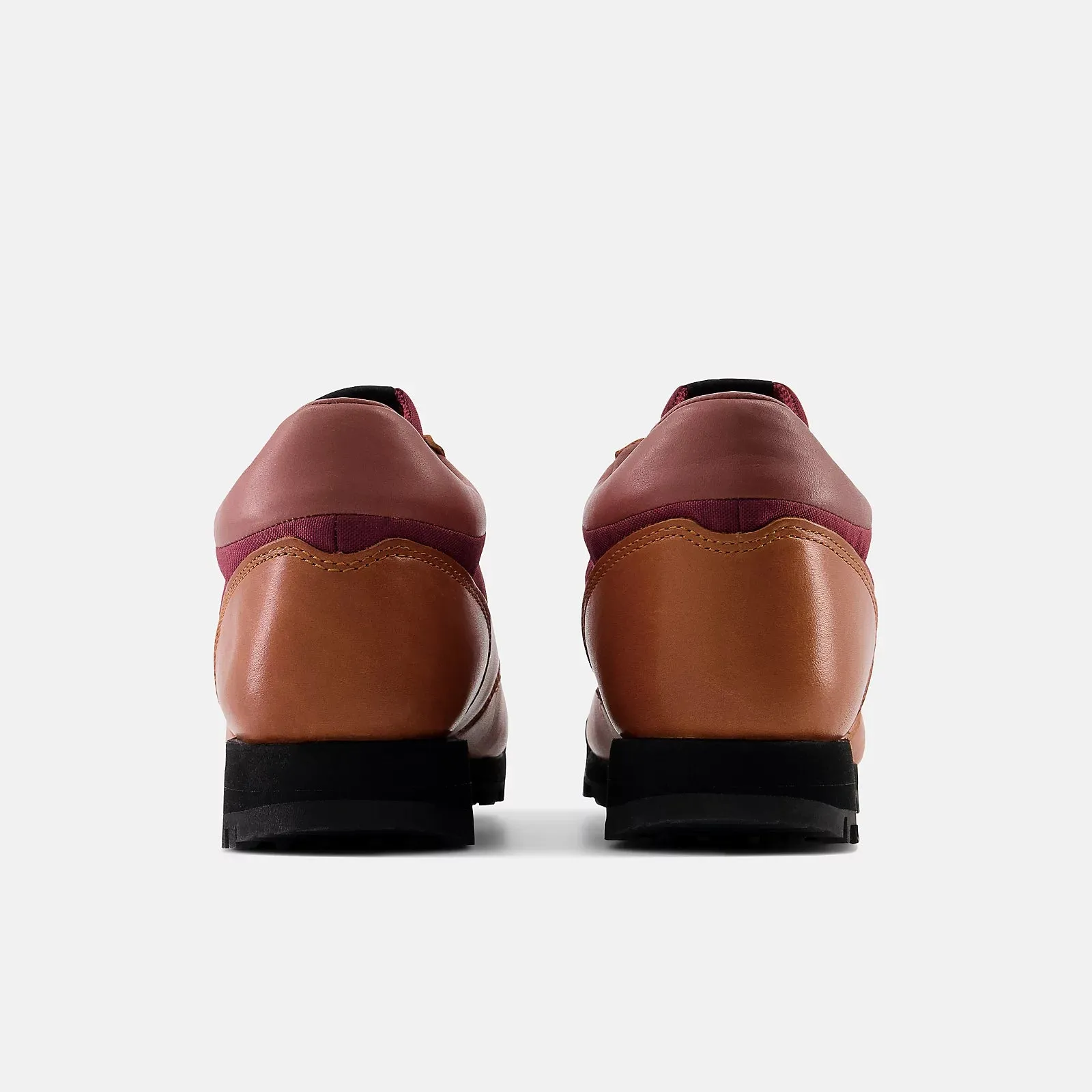 Rainier Low - Glazed Ginger / Classic Crimson sold by Lapstone & Hammer product image thumbnail 3