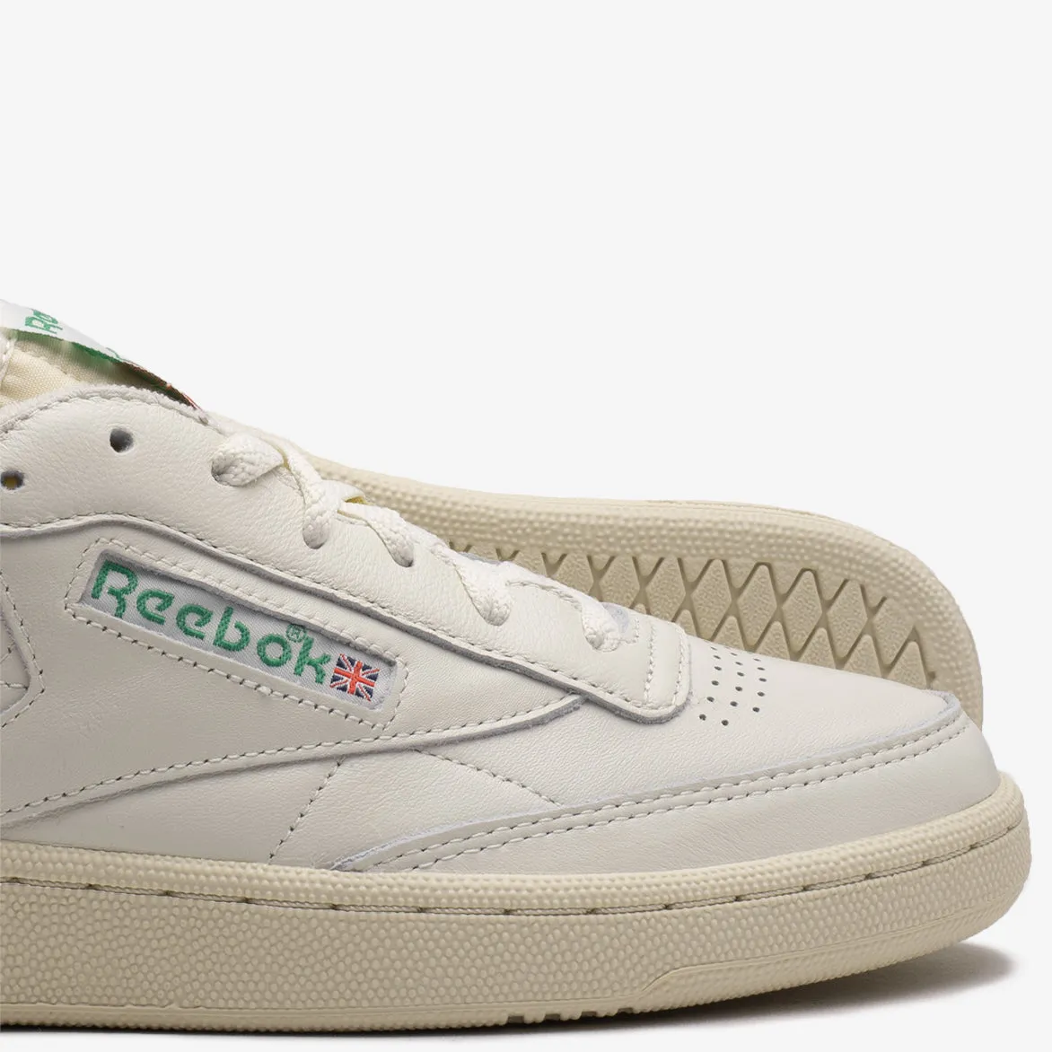 CLUB C 1985 TV - CHALK / PAPER WHITE / GREEN sold by Lapstone & Hammer product image thumbnail 4