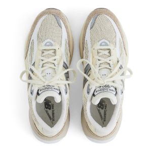 MADE IN USA 990V6 "MINDFUL GREY" sold by Lapstone & Hammer