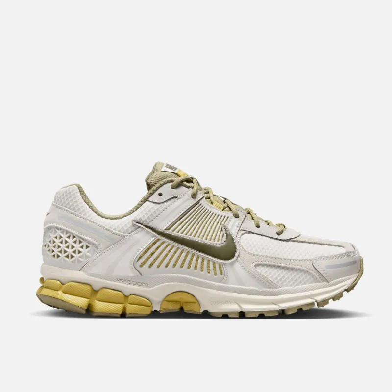 ZOOM VOMERO 5 "LIGHT BONE / MEDIUM OLIVE" sold by Lapstone & Hammer