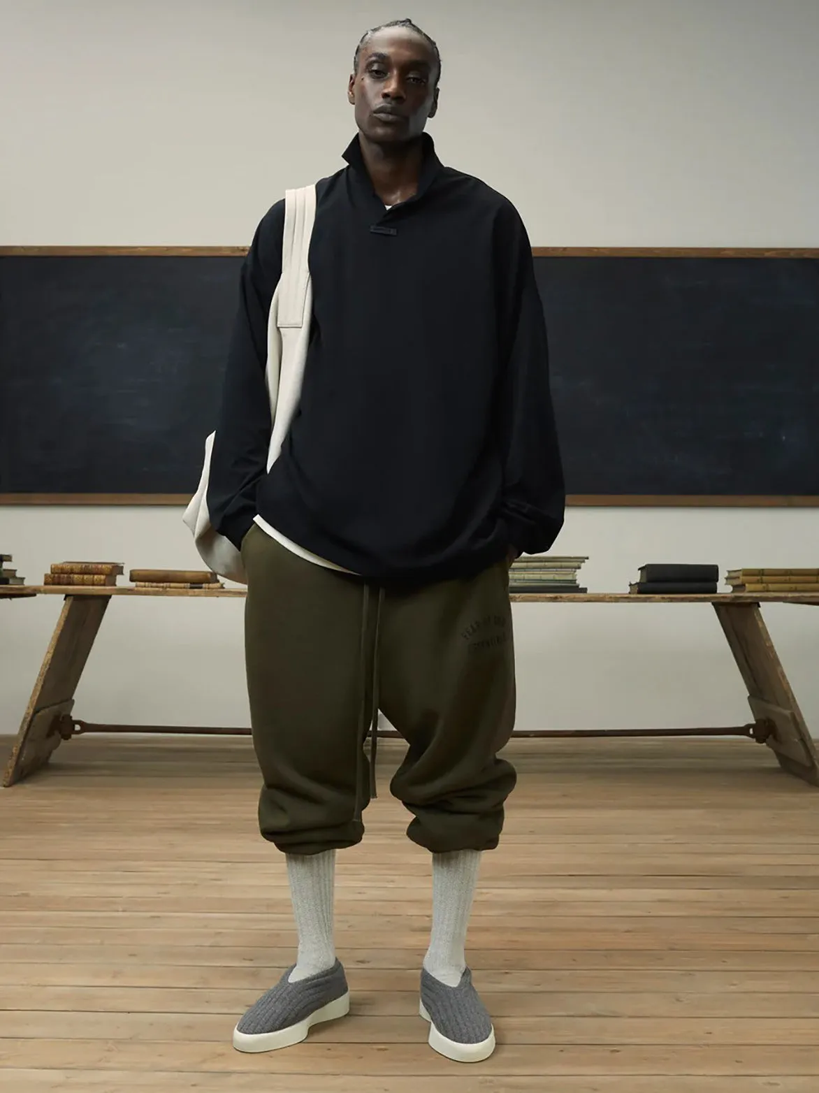 ESSENTIALS FLEECE ESSENTIAL SWEATPANT - MILITARY sold by Lapstone & Hammer product image thumbnail 5