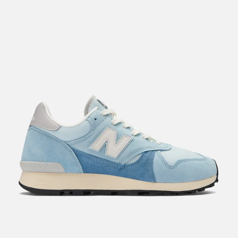 475 - QUARRY BLUE / CHROME BLUE / HERON BLUE sold by Lapstone & Hammer