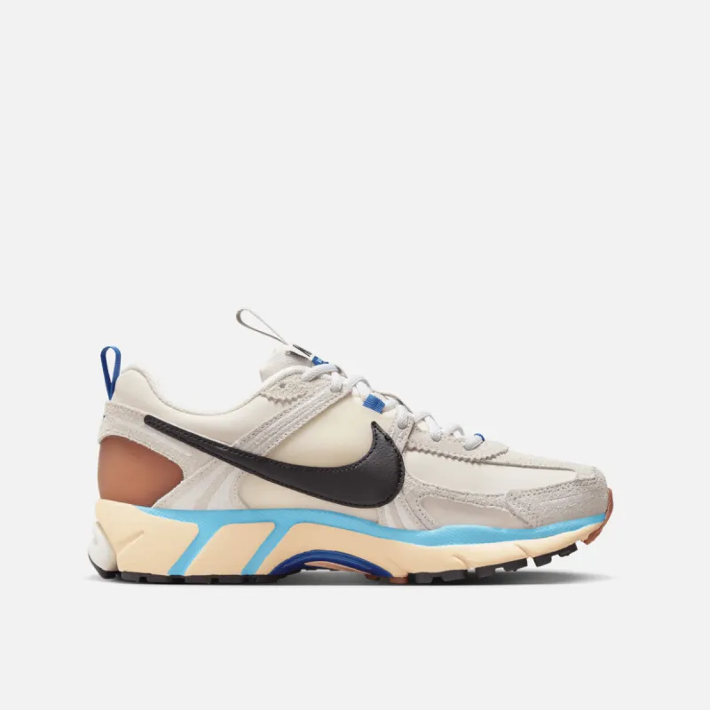 WMNS ZOOM VOMERO 5 PRM - PALE IVORY / BLACK / LIGHT BONE sold by Lapstone & Hammer