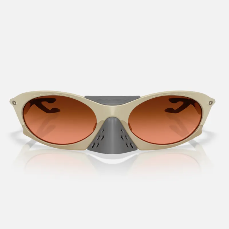 PLANTARIS - MATTE SAND / PRIZM BROWN GRADIENT made by Oakley