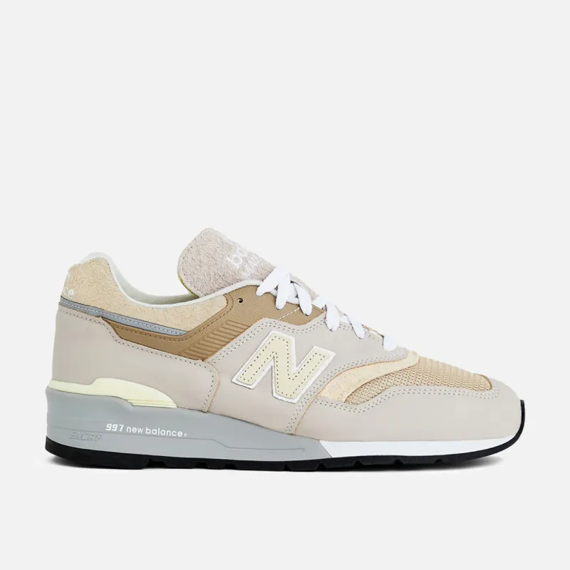 997 MADE IN THE USA "MOONROCK / DRIFTWOOD" made by New Balance