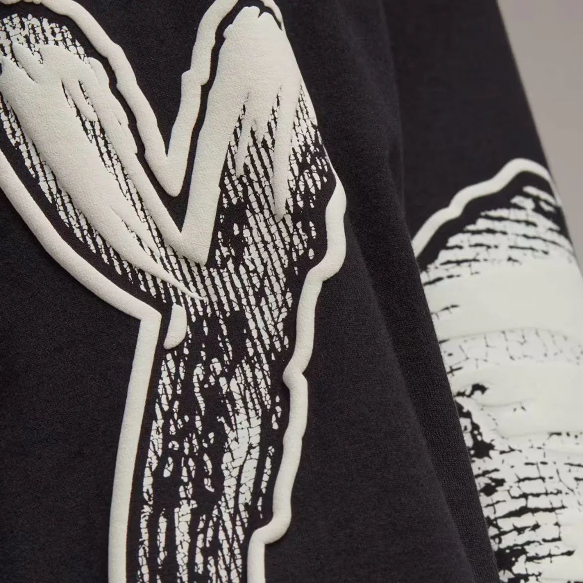 GRAPHIC LOGO L/S TEE - BLACK sold by Lapstone & Hammer product image thumbnail 2