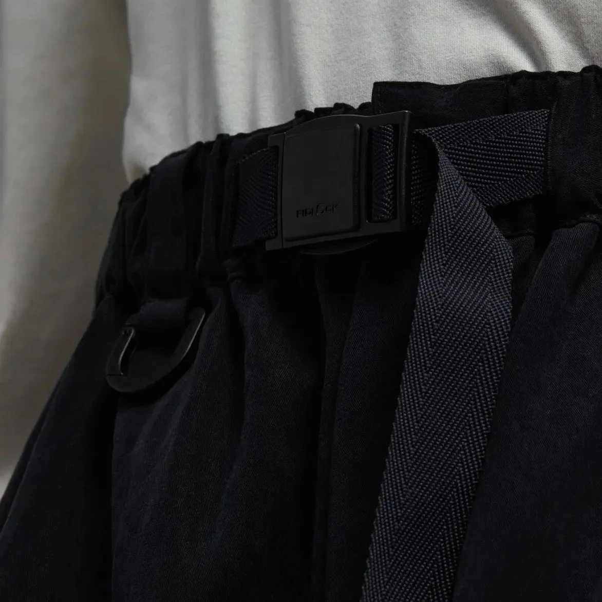 UTILITY CARGO PANTS - BLACK sold by Lapstone & Hammer product image thumbnail 4
