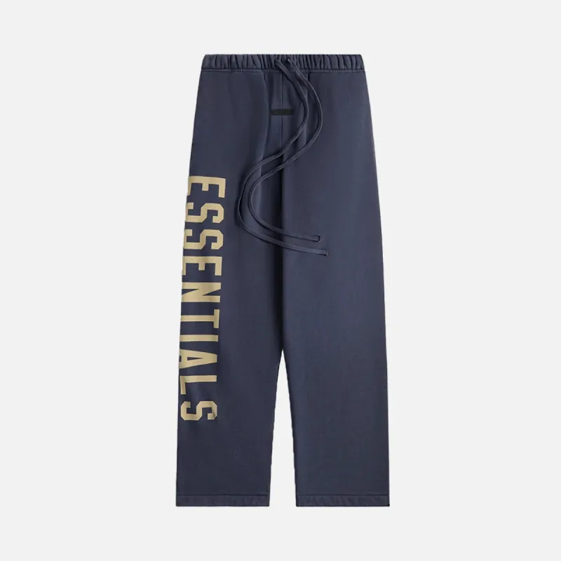 ESSENTIALS HEAVY FLEECE RELAXED SWEATPANT - MARINE sold by Lapstone & Hammer