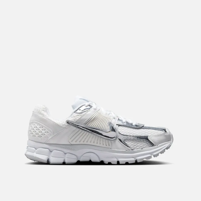 WMNS ZOOM VOMERO 5 "CHROME TOE" sold by Lapstone & Hammer