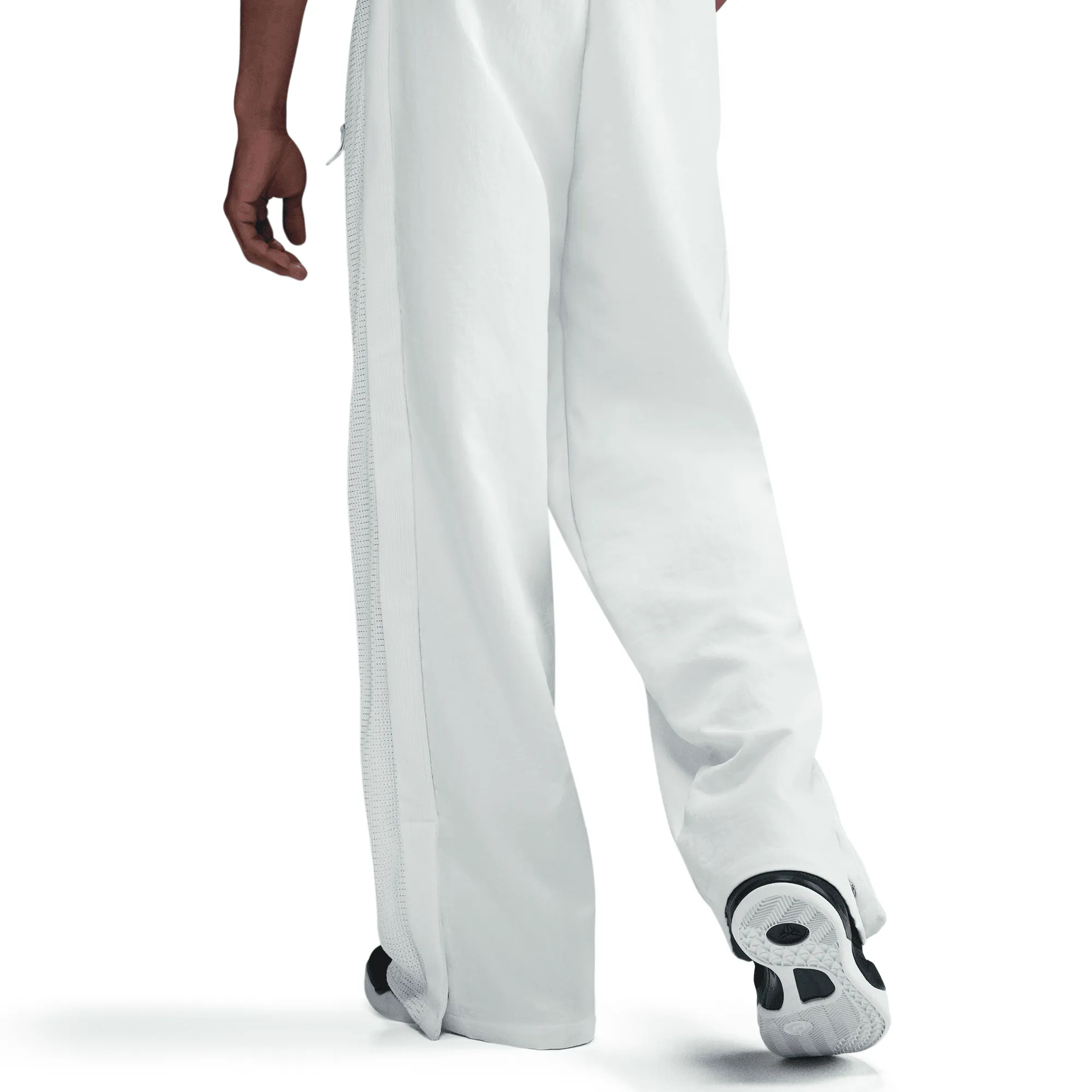 KOBE DETAILS PLEATED PANTS - WHITE sold by Lapstone & Hammer product image thumbnail 4