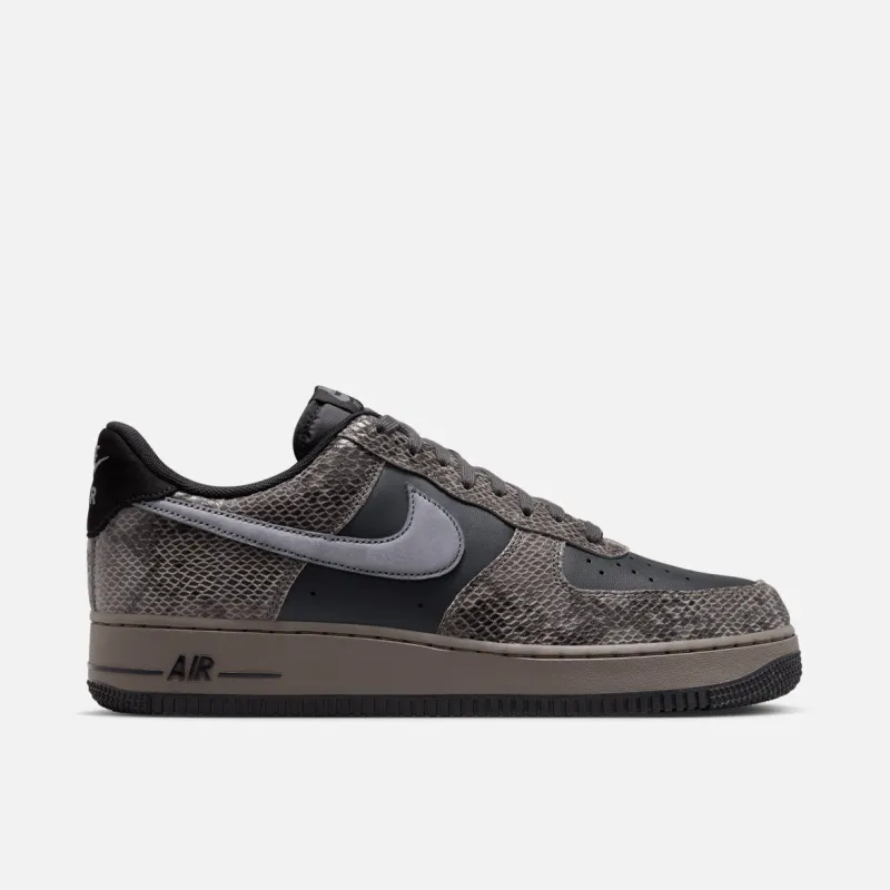 AIR FORCE 1 `07 LV8 "OFF NOIR SNAKESKIN" sold by Lapstone & Hammer