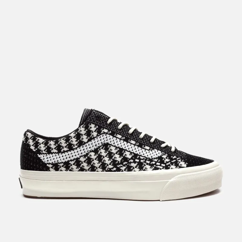 PRM OLD SKOOL KNIT - BLACK / WHITE sold by Lapstone & Hammer