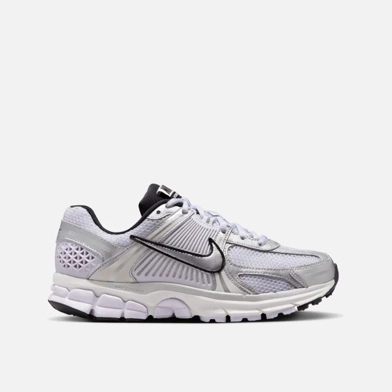WMNS ZOOM VOMERO 5 - BARELY GRAPE / METALLIC SILVER sold by Lapstone & Hammer