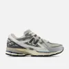 1906U - RAINCLOUD / SLATE GREY sold by Lapstone & Hammer