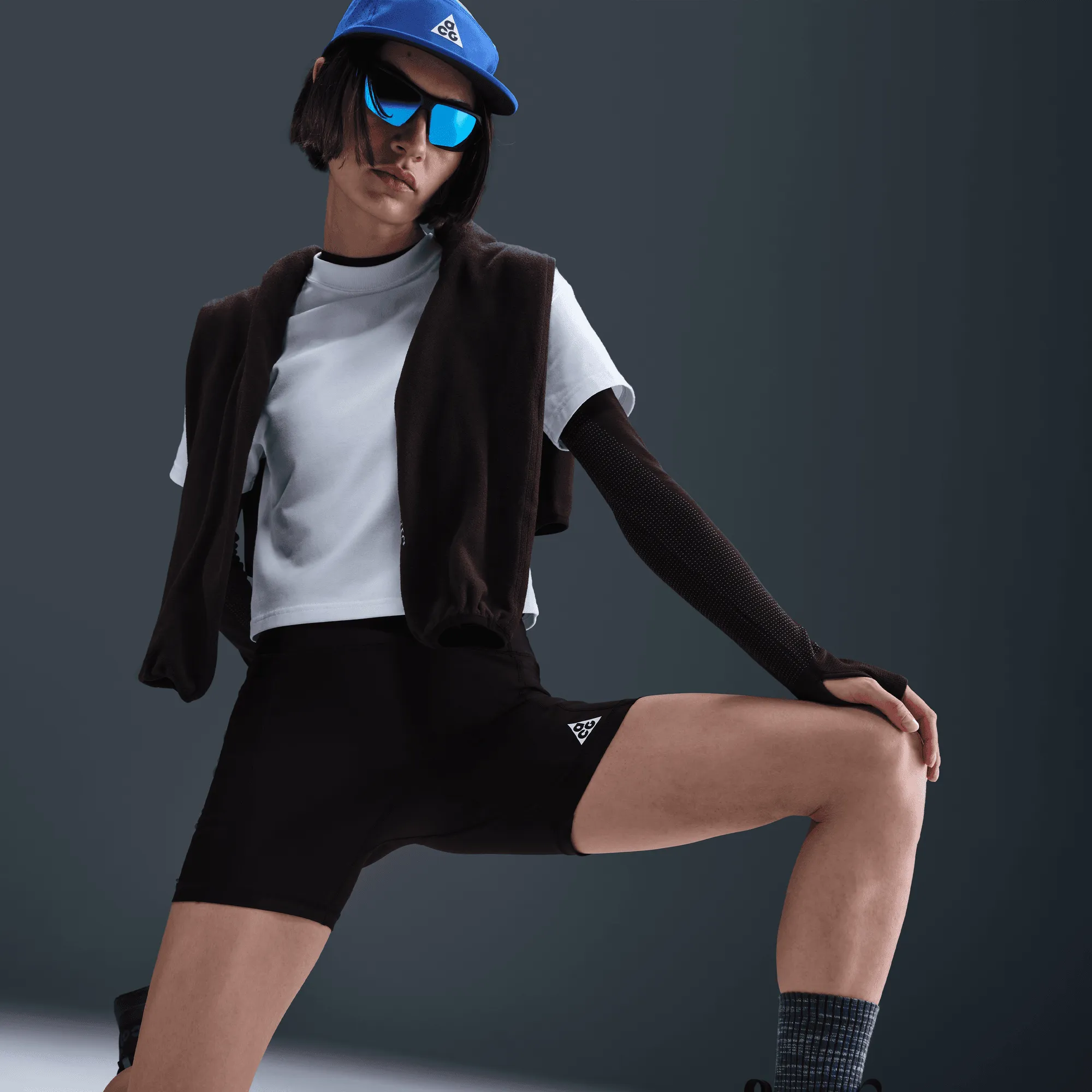 WMNS ACG DRI-FIT ADV MID-RISE 6" TREE FROG SHORTS - BLACK sold by Lapstone & Hammer product image thumbnail 3