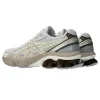 GEL-KINETIC FLUENT - WHITE / MARZIPAN sold by Lapstone & Hammer