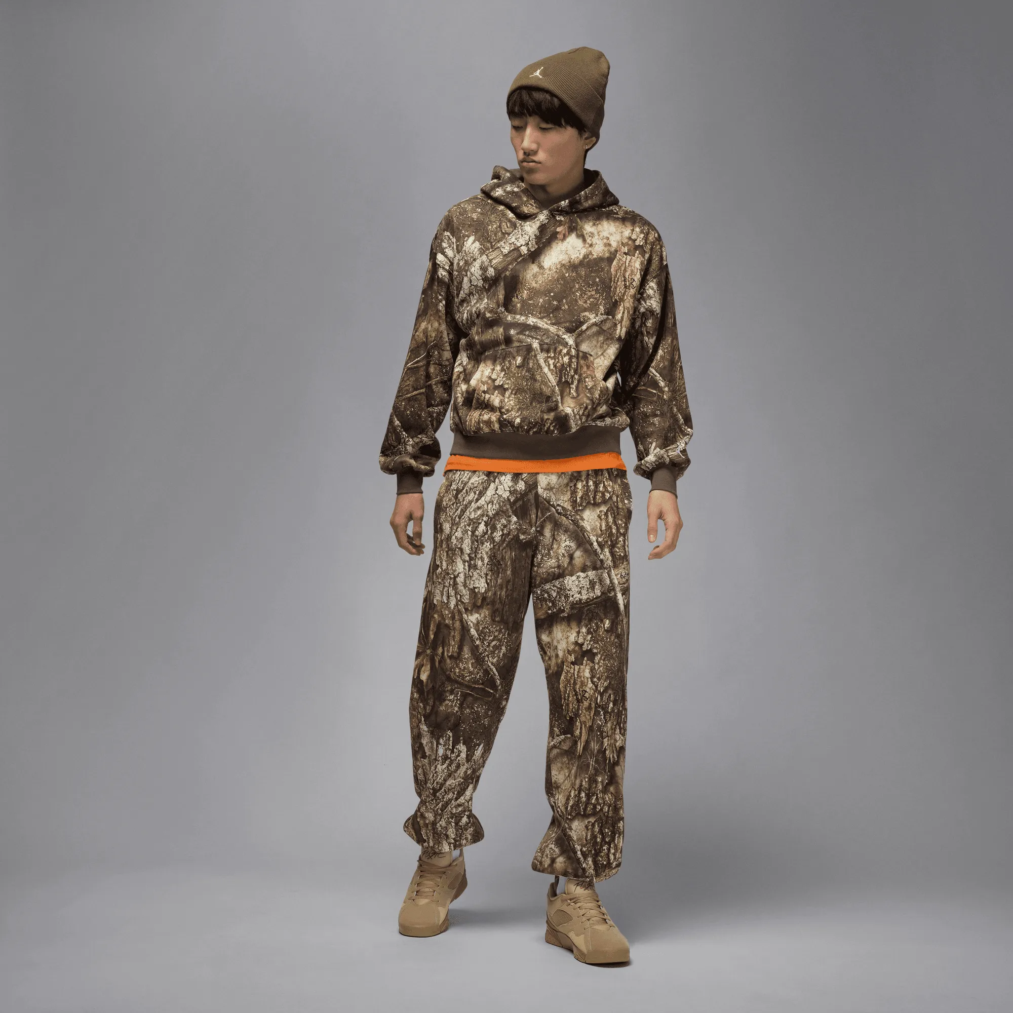 JORDAN BROOKLYN FLEECE REALTREE PANTS - MEDIUM OLIVE / SAIL sold by Lapstone & Hammer product image thumbnail 3