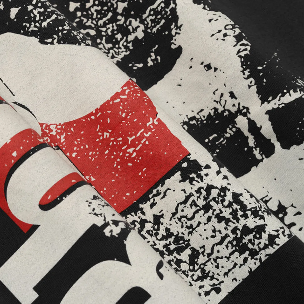 MOONLIGHT WOLF POCKET TEE - BLACK sold by Lapstone & Hammer product image thumbnail 4