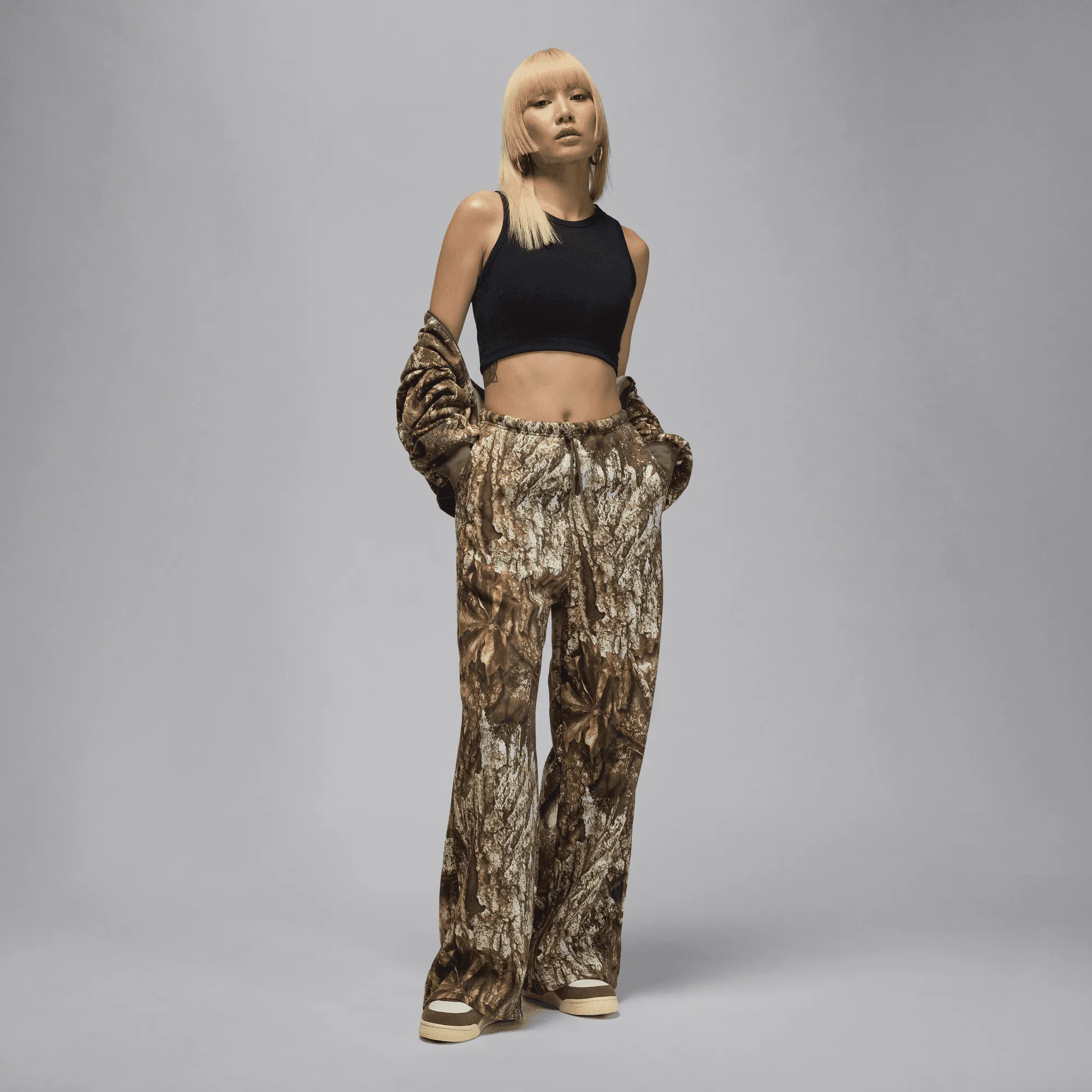 WMNS JORDAN BROOKLYN FLEECE REALTREE OPEN-HEM PANTS - SAIL sold by Lapstone & Hammer product image thumbnail 3