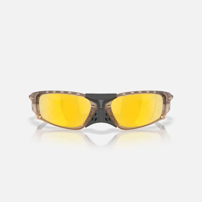 PLANTARIS SQ - MATTE SEPIA made by Oakley