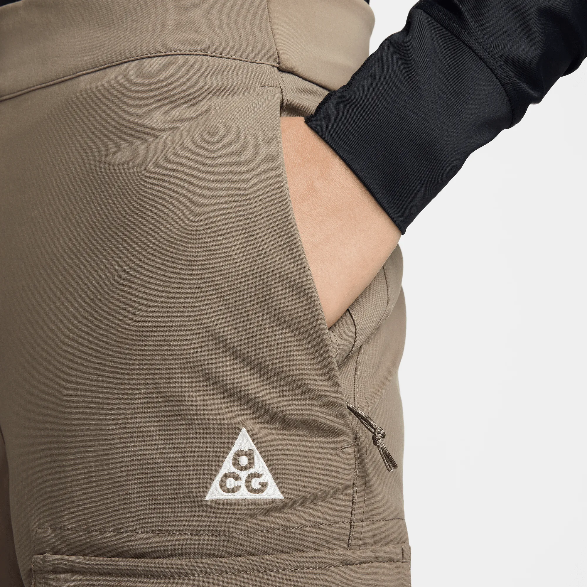 ACG WMNS CARGO PANTS - KHAKI sold by Lapstone & Hammer product image thumbnail 3