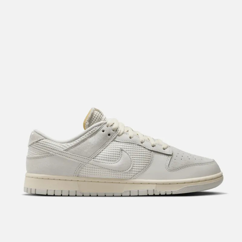 DUNK LOW "PHANTOM" sold by Lapstone & Hammer