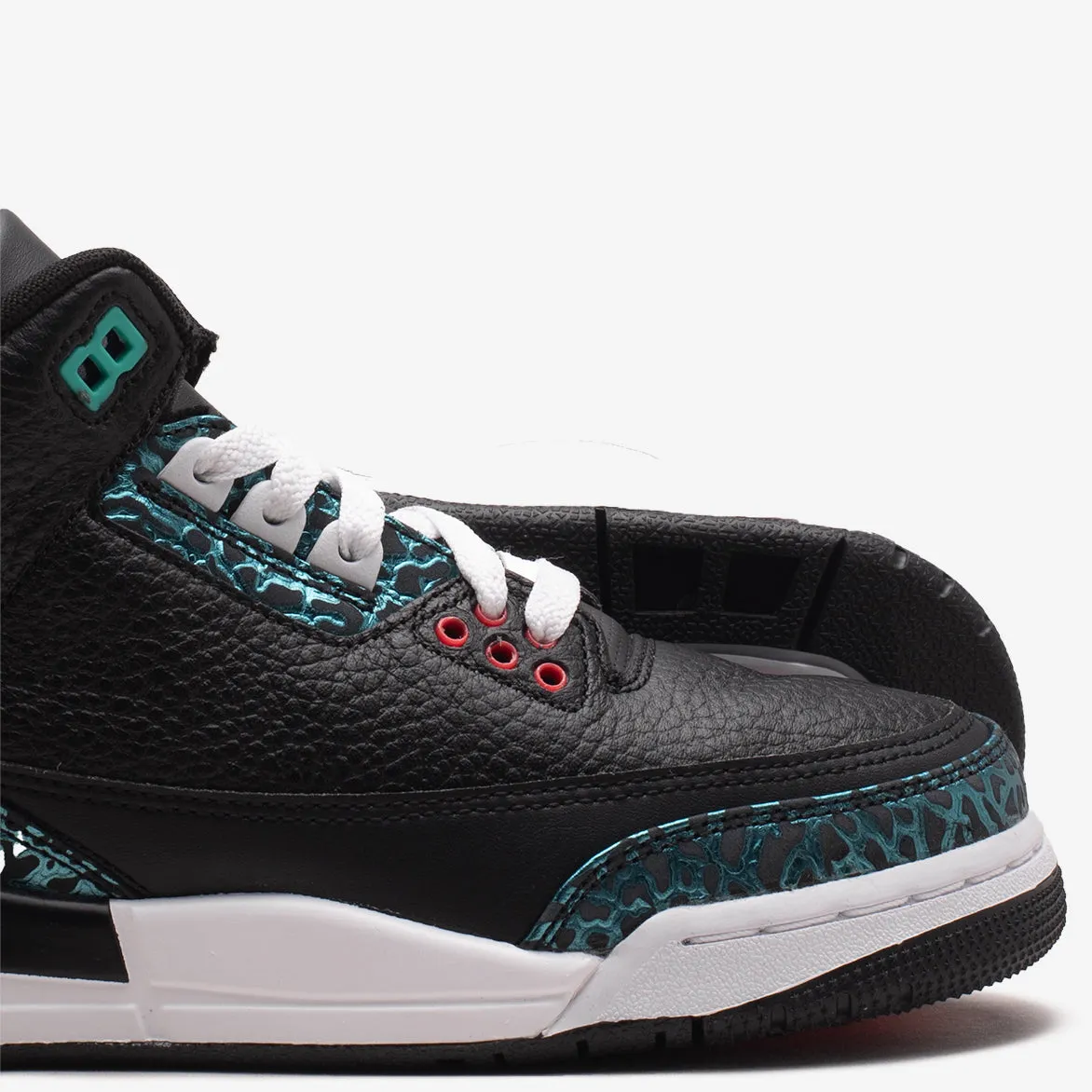AIR JORDAN 3 RETRO (GS) "MOTO" sold by Lapstone & Hammer product image thumbnail 4