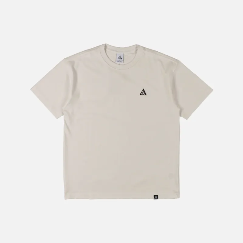 ACG SS TEE - SUMMIT WHITE / BLACK sold by Lapstone & Hammer