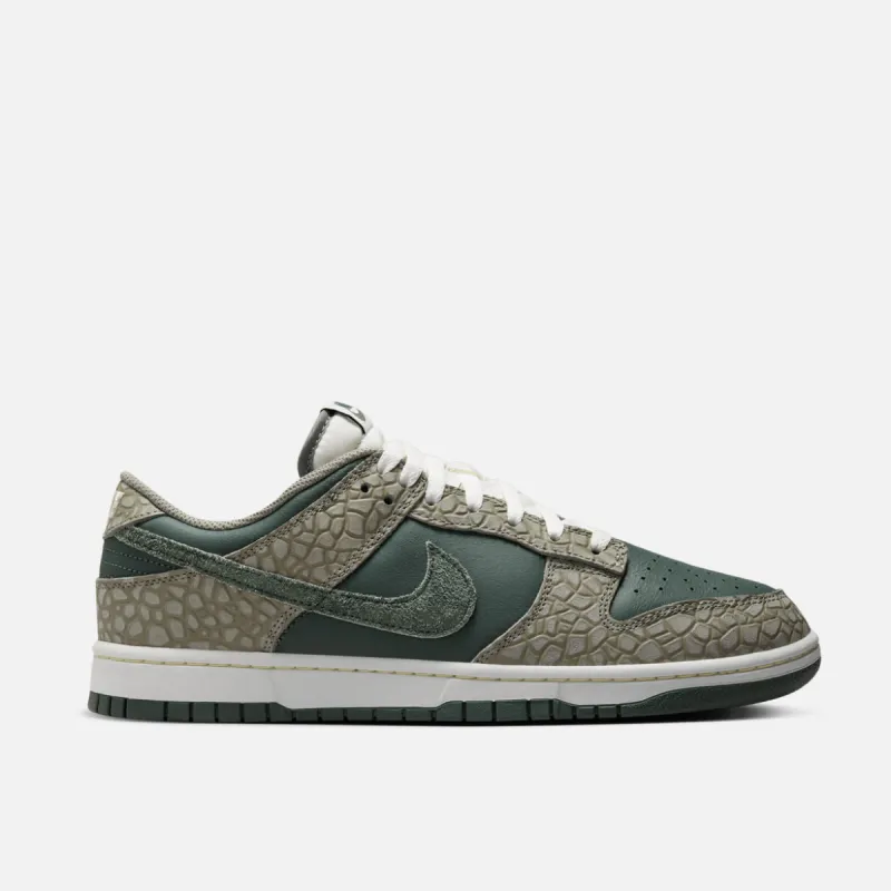 DUNK LOW RETRO PRM "URBAN LANDSCAPE 2.0" sold by Lapstone & Hammer