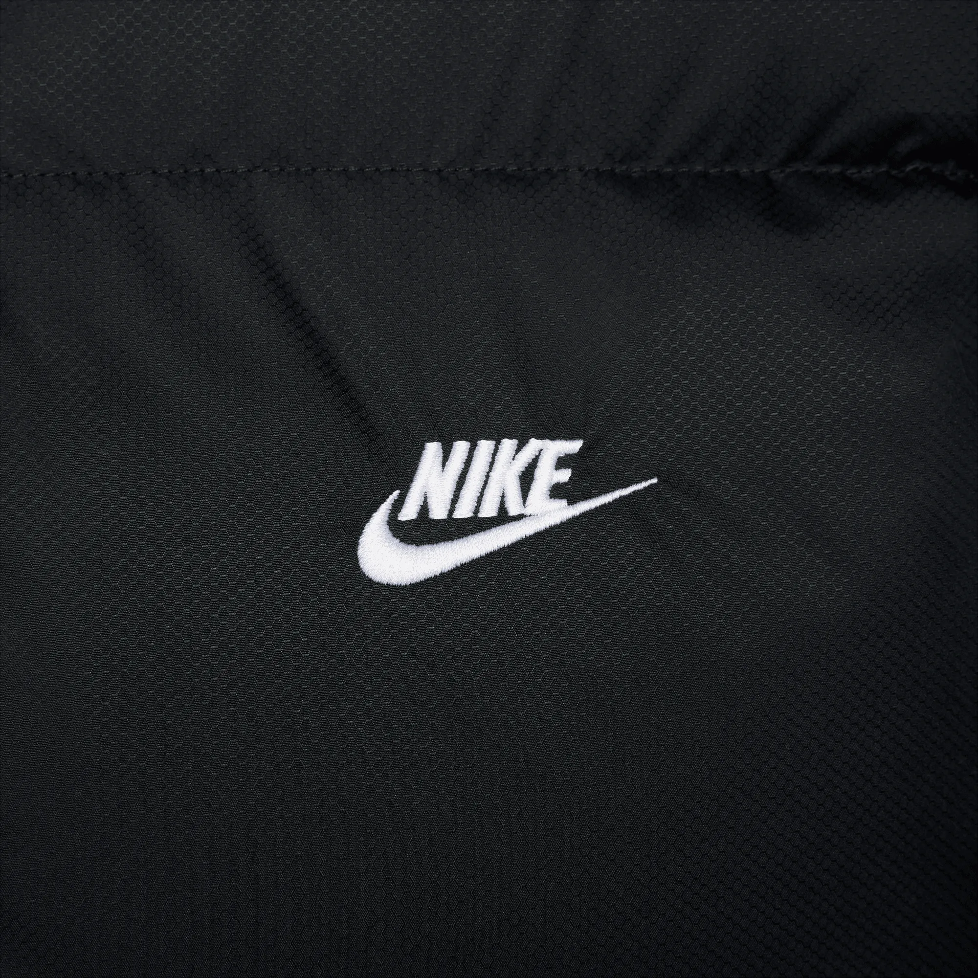NIKE MENS PUFFER JACKETS - BLACK sold by Lapstone & Hammer product image thumbnail 4