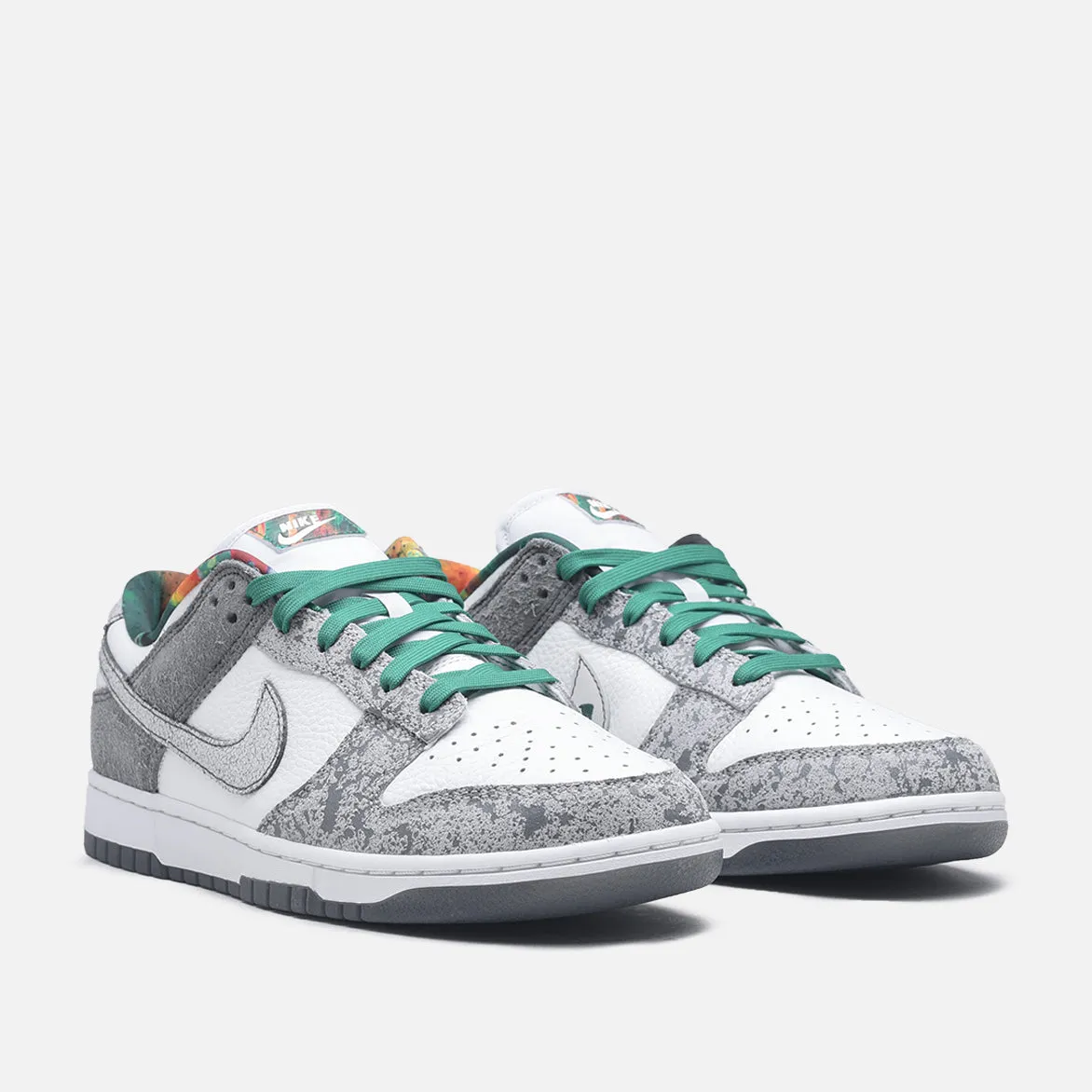 DUNK LOW RETRO PRM "PHILLY" sold by Lapstone & Hammer product image thumbnail 2