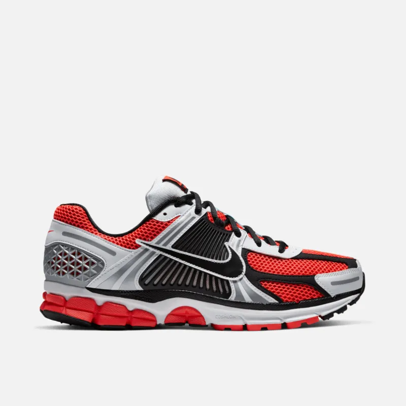 ZOOM VOMERO 5 SE - BRIGHT CRIMSON / BLACK sold by Lapstone & Hammer