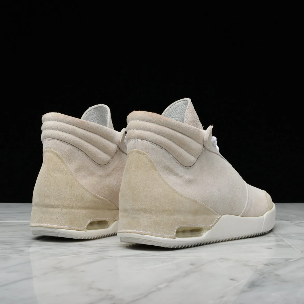 001 BY JOHN GEIGER - FROST / WHITE sold by Lapstone & Hammer product image thumbnail 3
