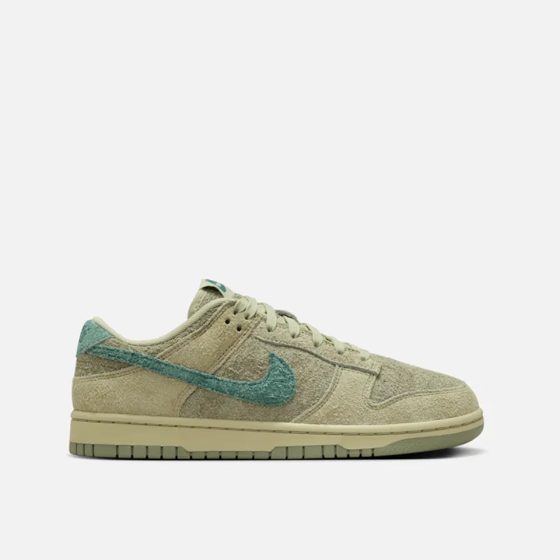 WMNS DUNK LOW "OLIVE AURA" sold by Lapstone & Hammer