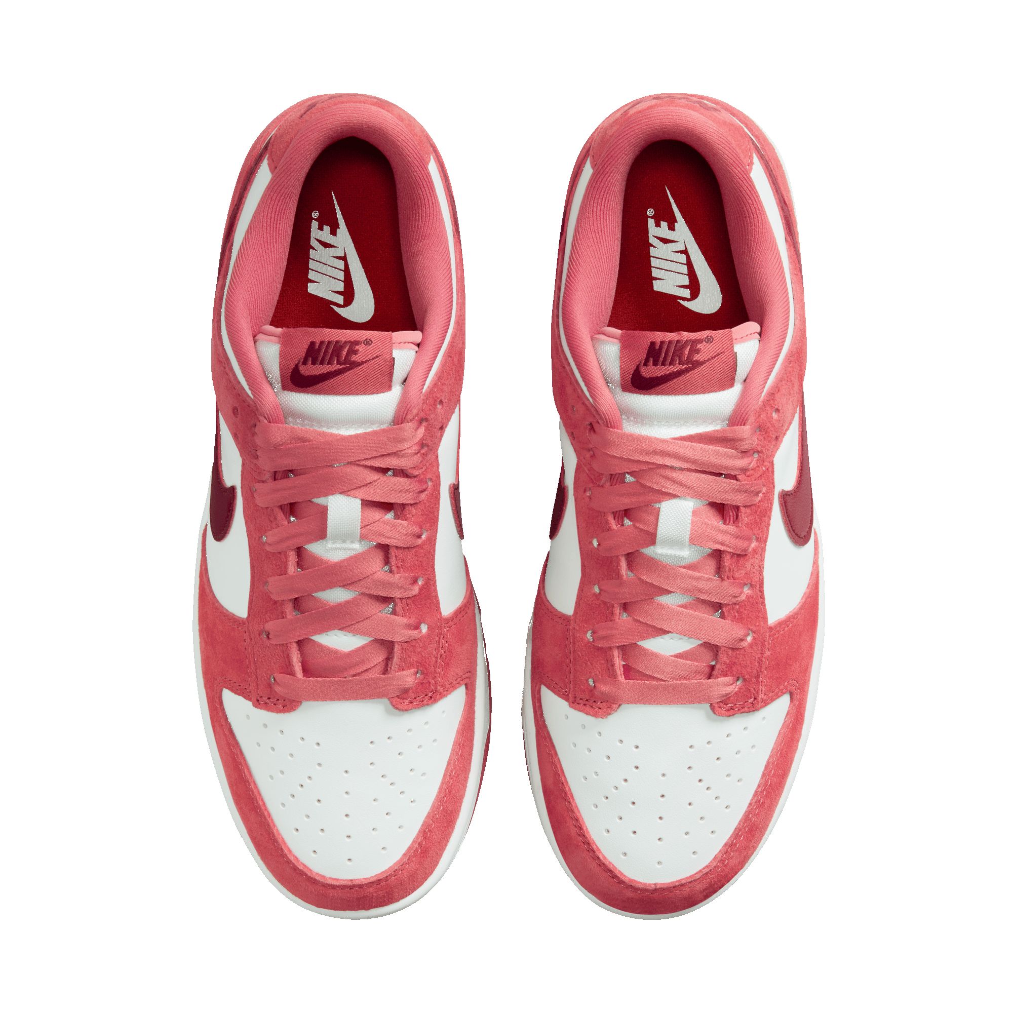 WMNS DUNK LOW "VALENTINE'S DAY" sold by Lapstone & Hammer product image thumbnail 4