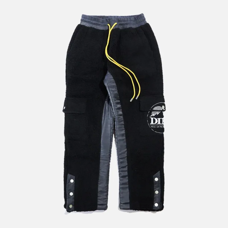 FLEECE CARGO PANTS - BLACK sold by Lapstone & Hammer