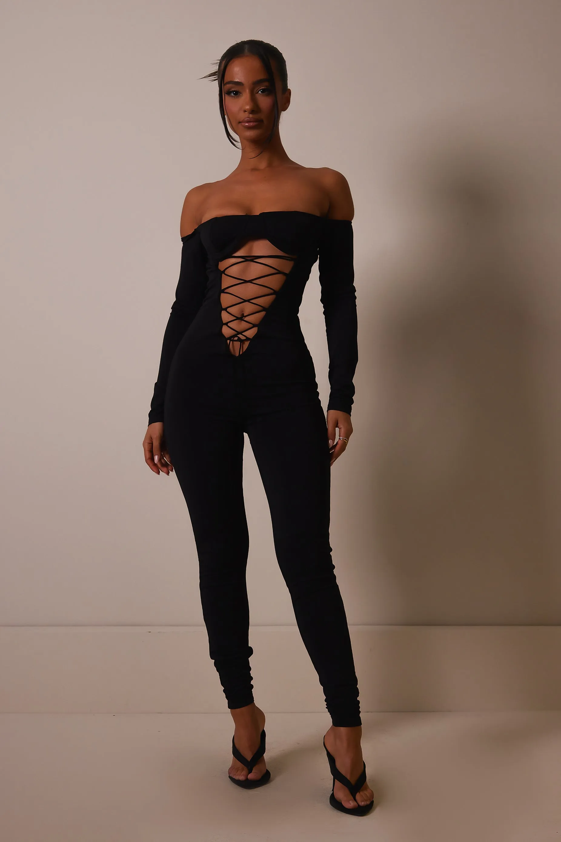 台湾発新作【STUDIO DOE】 Low Rise Cutout Jumpsuit Studio Doe Low Rise Cutout Jumpsuit - メルカリ