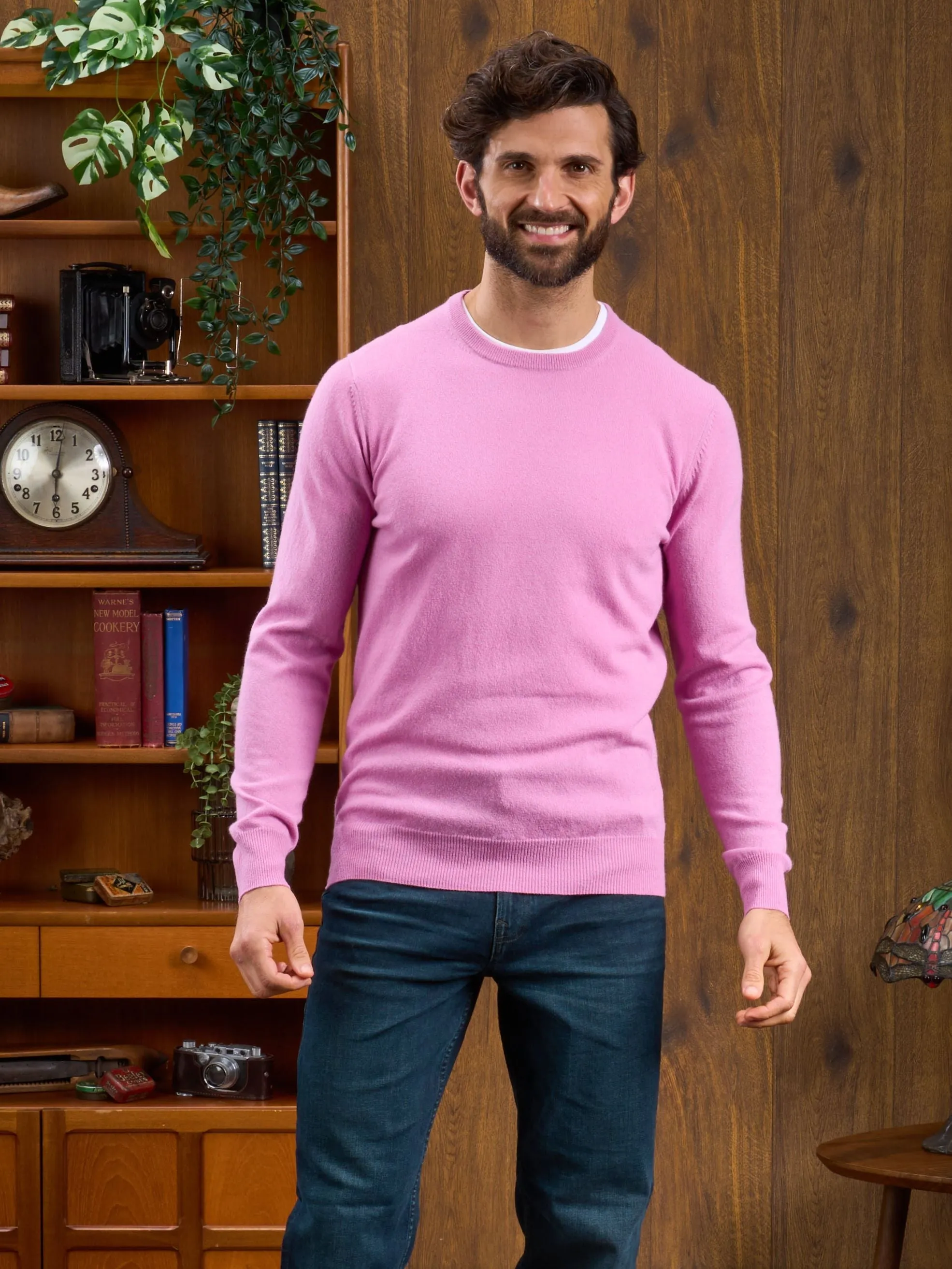 Men's Geelong Lambswool Crew Neck Jumper In Pink Haze - Regular Fit sold by Alan Paine product image thumbnail 2