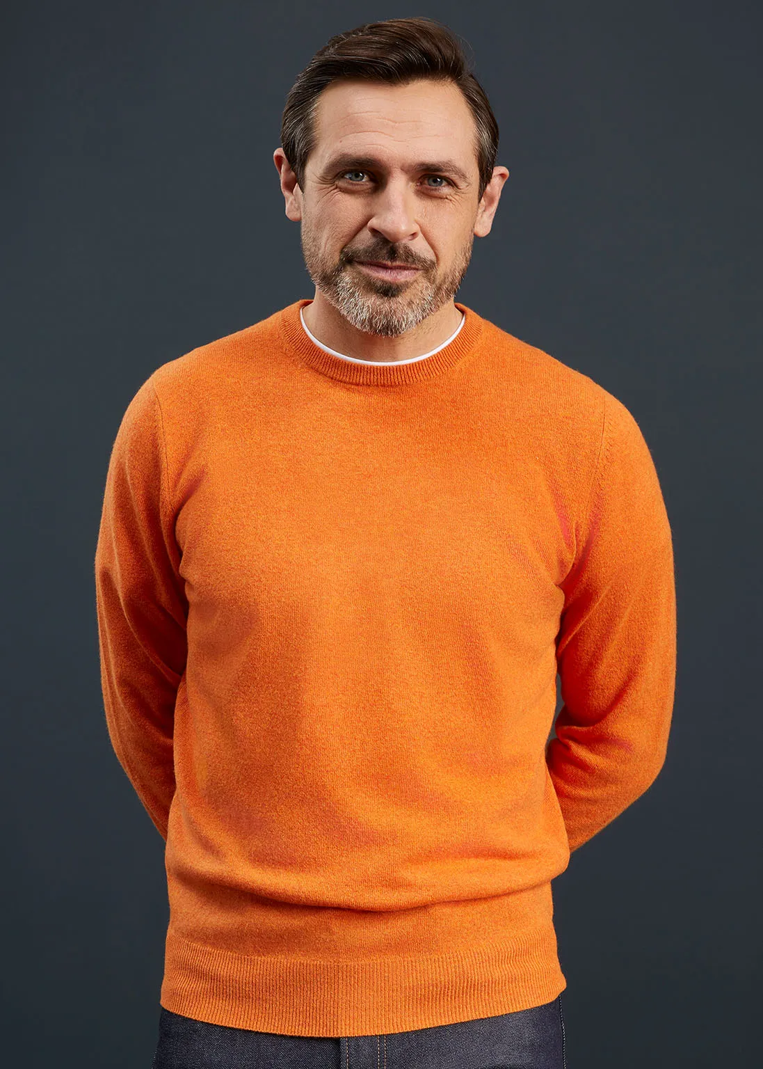 Men's Geelong Lambswool Crew Neck Jumper In Tangerine - Regular Fit sold by Alan Paine product image thumbnail 3