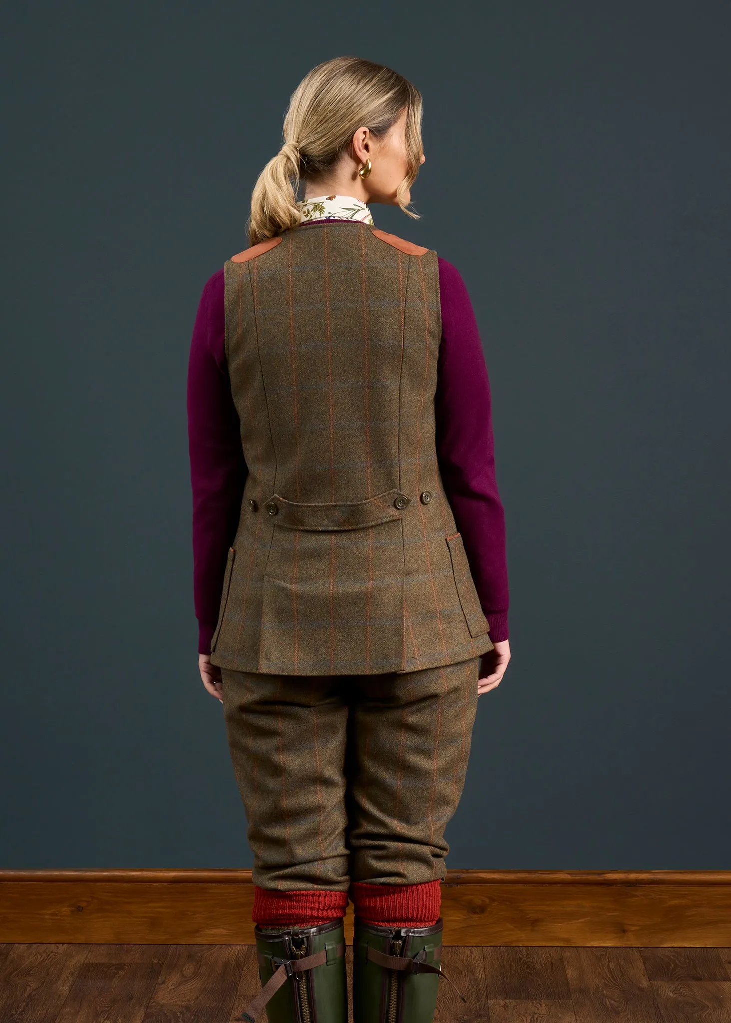 Combrook Ladies Tweed Shooting Waistcoat In Willow - Regular Fit sold by Alan Paine product image thumbnail 3