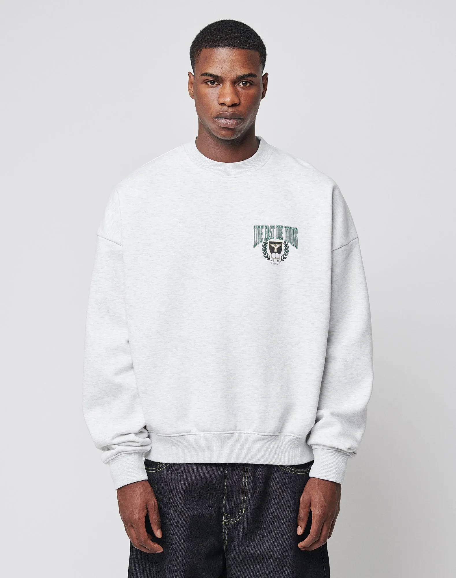 Live Fast Die Young Chest Sweater Parallel